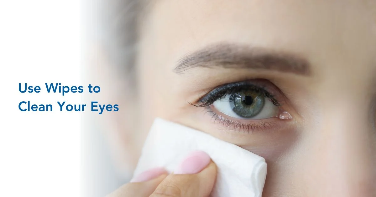 Eye Cleaning in air pollution